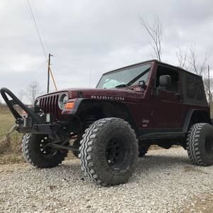 Meet your Posher, Travis